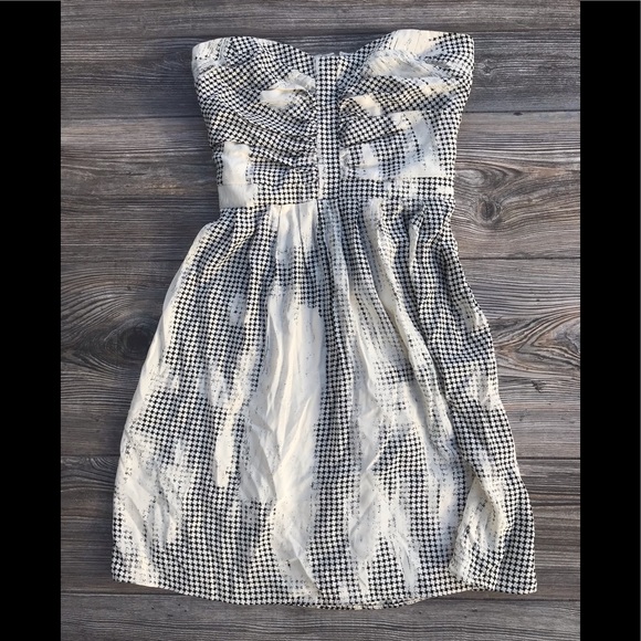 Parker 100% Silk Black White Strapless Dress - Picture 6 of 6